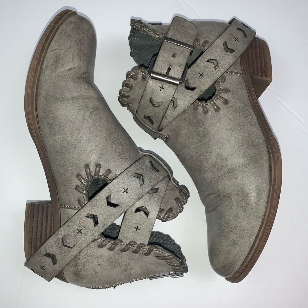 Rampage Gray Booties